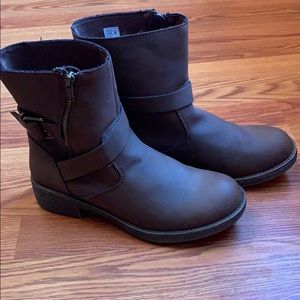 New Rocket Dog Brown Tour boots